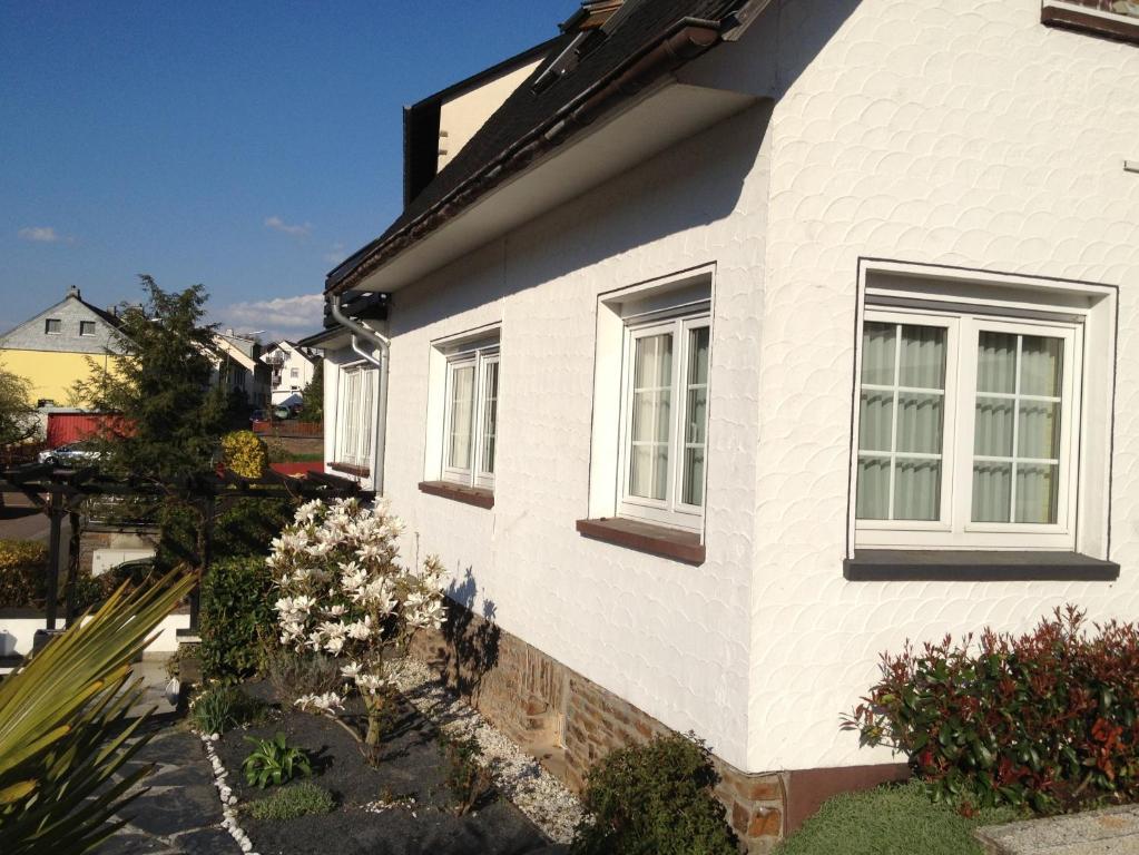 Haus Uebernachtenswert Cochem Mosel Eksteriør bilde